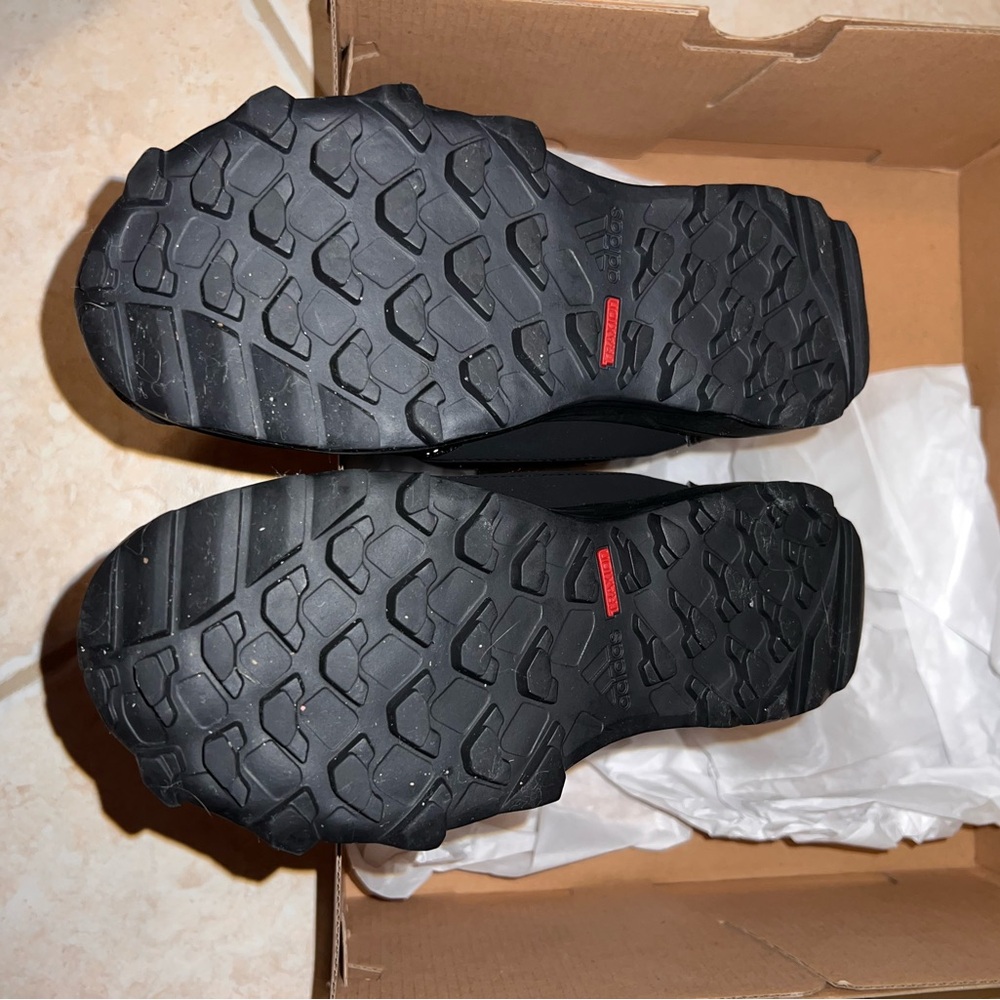 Adidas kids boots - Picture 6 of 7